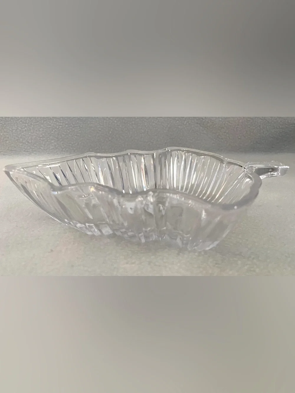 Mikasa Clear Glass Tree-Shaped Serving Bowl